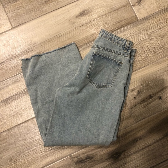 **SOLD** Petal & Pup Jessie Jeans - Picture 3 of 6